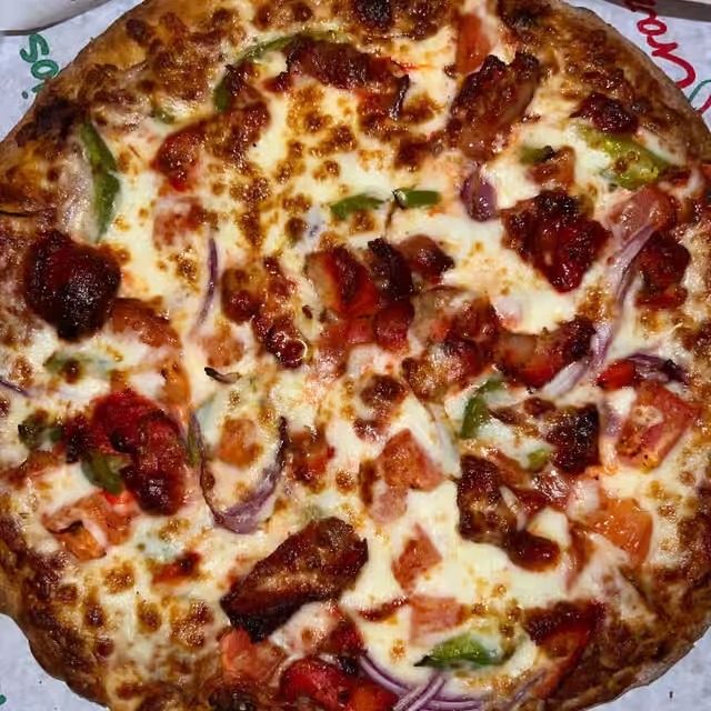 Chicken Tikka Pizza